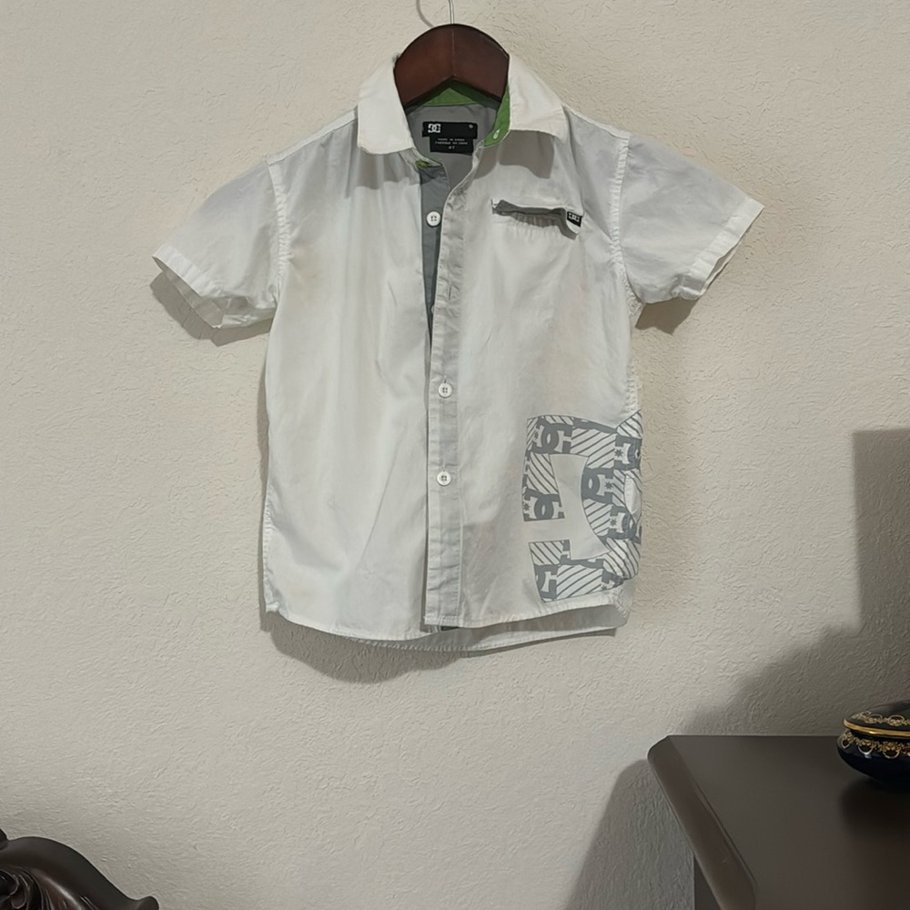 DC Toddler Boys 100% Cotton Dress Shirt Button Down Short Sleeve Grey Design